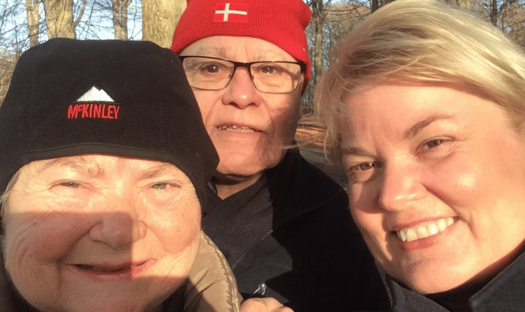 Om Ugly Duckli julehjerter