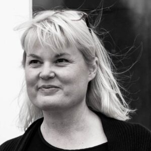 Portræt af Rikke V. Stoltz – 20 timers fundraising med AI og strategisk retning